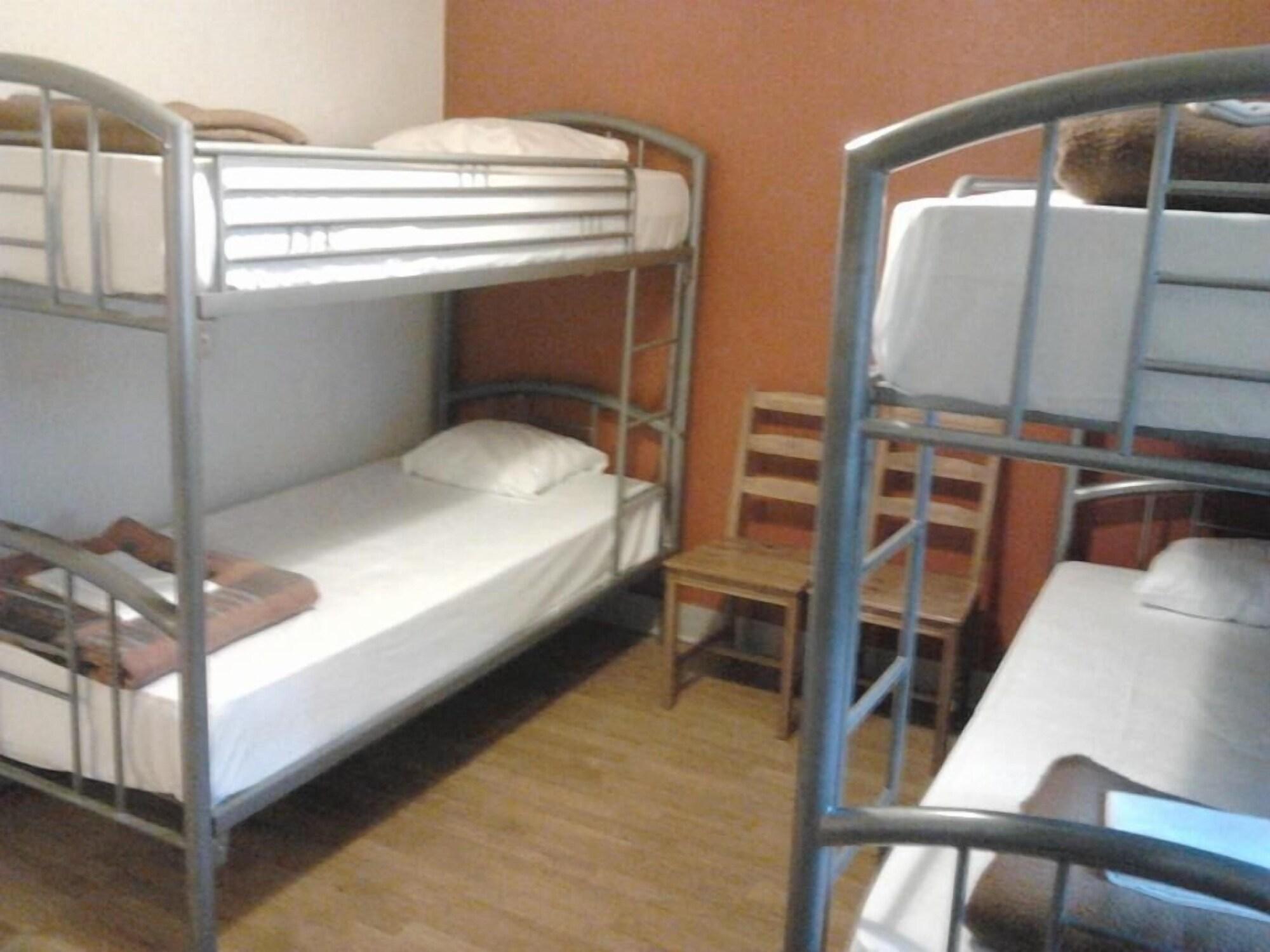 Hostel Louise Иксель Экстерьер фото